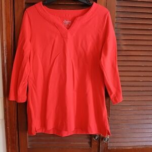 Denim & Company size Medum 3/4 sleeve blouse
